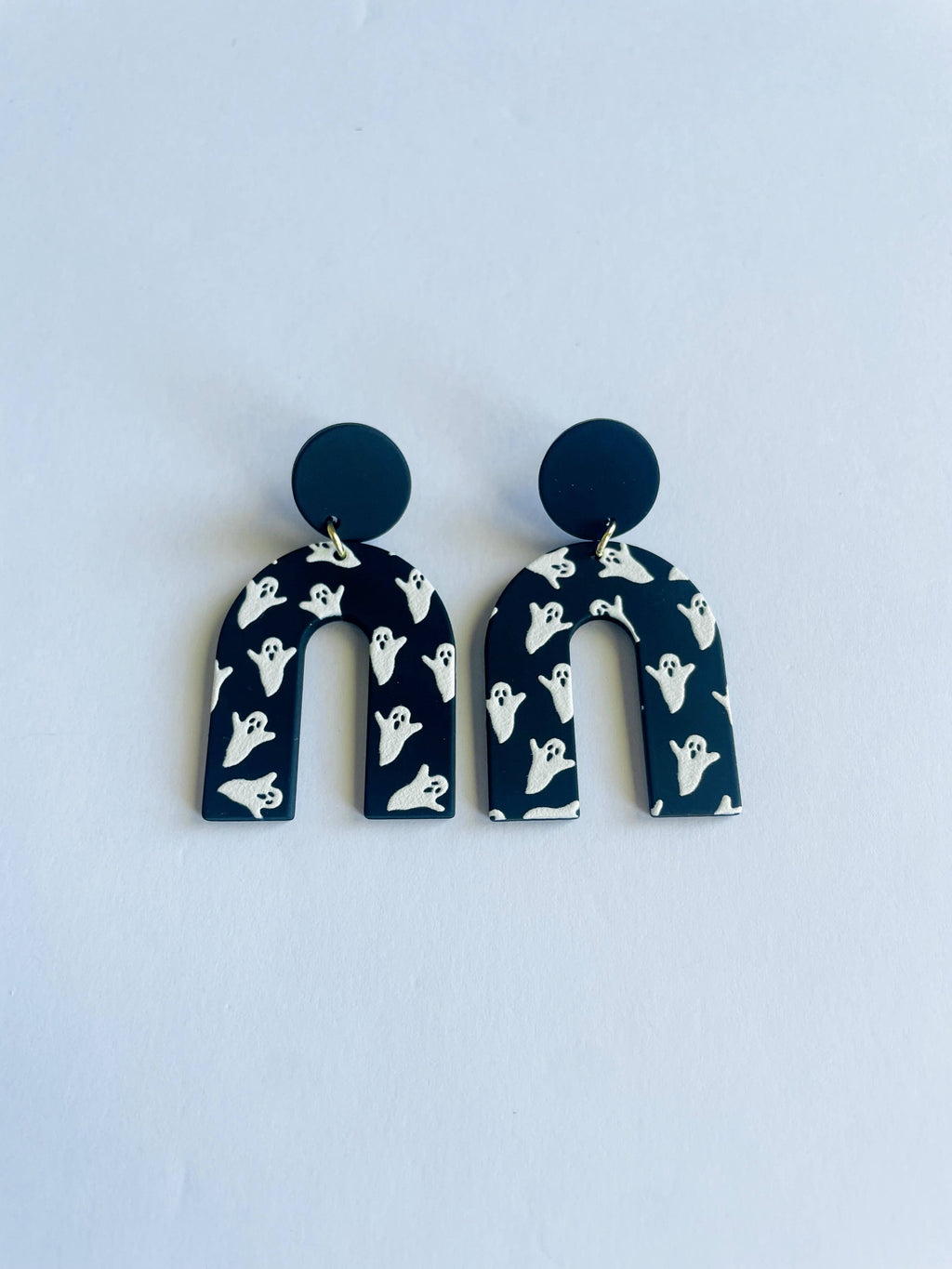Black Ghost Arch Fall/ Halloween Earrings